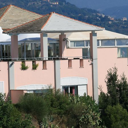 Punta San Martino Hotel Аренцано Екстериор снимка