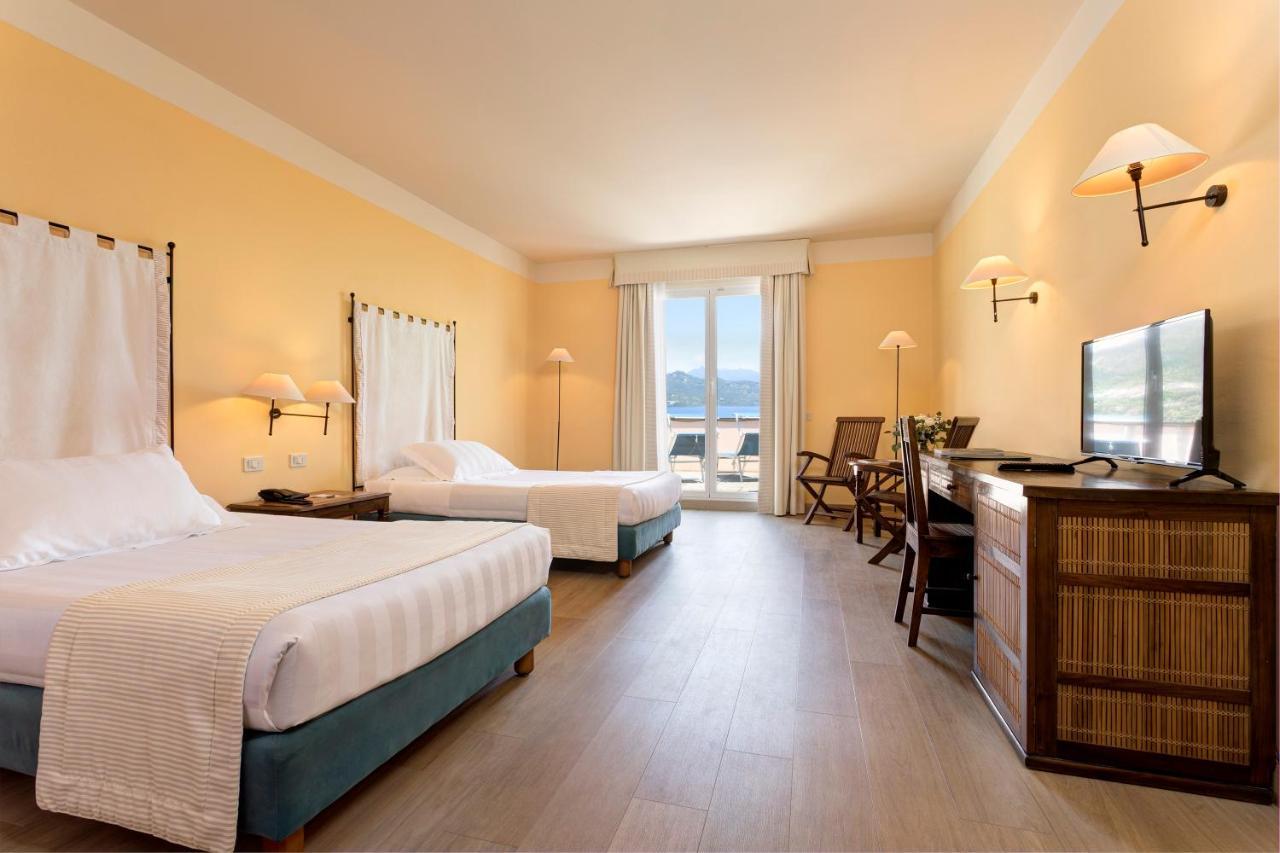 Punta San Martino Hotel Аренцано Екстериор снимка