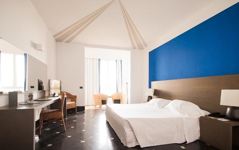 Punta San Martino Hotel Аренцано Екстериор снимка