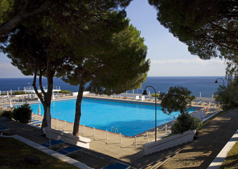 Punta San Martino Hotel Аренцано Екстериор снимка